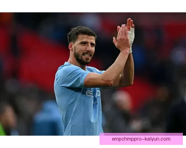 鲁本·迪亚斯在本赛季的比赛影响力持续提升，引领球队防线表现稳健。